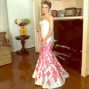 White and pink prom dress!!